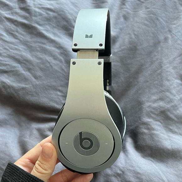 Beats by Dre, studio 1 headphones - Picture 3 of 10